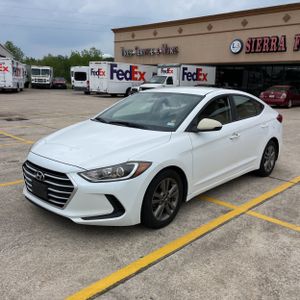 HYUNDAI ELANTRA SEL - 1