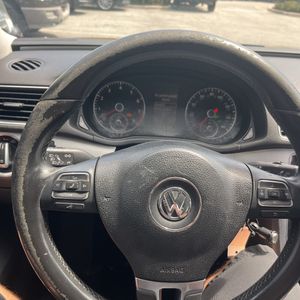 صورة 54 لـ 2012 Volkswagen PASSAT SE
