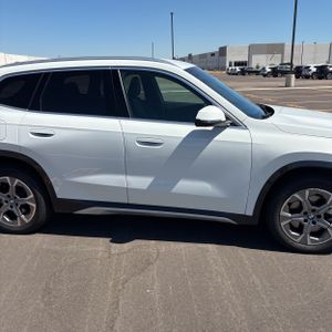 2025 BMW X1 XDRIVE28I thumbnail 11