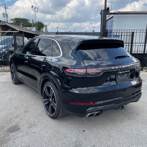 صورة 5 لـ 2020 Porsche CAYENNE TURBO