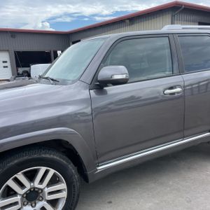 2011 Toyota 4RUNNER LIMITED — фото 2
