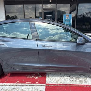 TESLA MODEL 3 BASE - 9