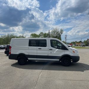 FORD TRANSIT 250 - 10