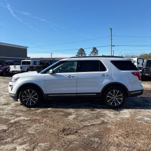 FORD EXPLORER PLATINUM - 3