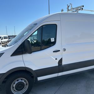 FORD TRANSIT 150 - 2