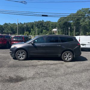2016 Chevrolet TRAVERSE LT — фото 3