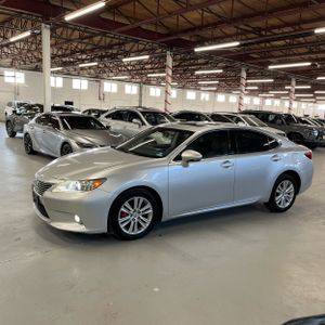2013 Lexus ES 350 BASE 照片 2