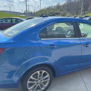 CHEVROLET SONIC LS - 9