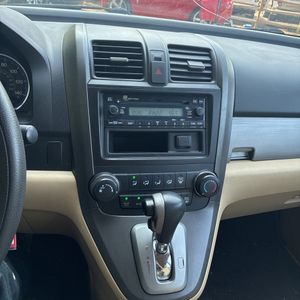 2010 Honda CR-V LX thumbnail 36