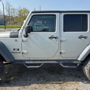 JEEP WRANGLER UNLIMITED X - 4