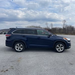 TOYOTA HIGHLANDER - 10