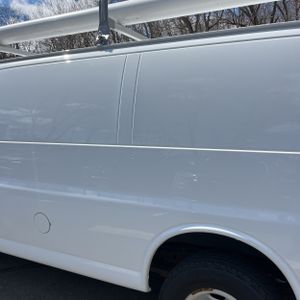 CHEVROLET EXPRESS 2500 - 6