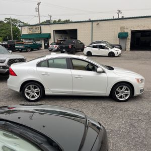 صورة 10 لـ 2014 Volvo S60 T5 PREMIER
