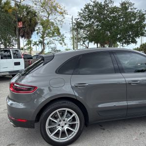 PORSCHE MACAN S - 9