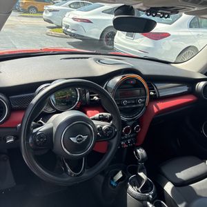 صورة 37 لـ 2015 MINI HARDTOP 2 DOOR COOPER S