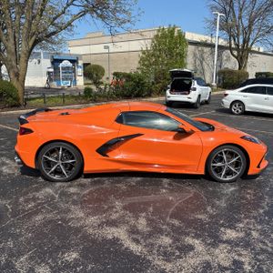 CHEVROLET CORVETTE STINGRAY - 10