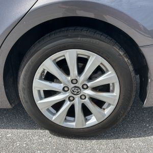 2019 Toyota CAMRY LE thumbnail 18