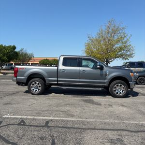 FORD F-250 SUPER DUTY LARIAT - 10