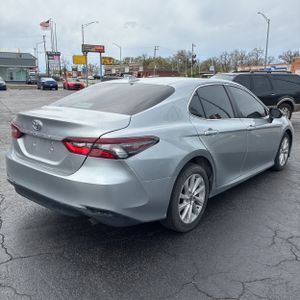 TOYOTA CAMRY - 8