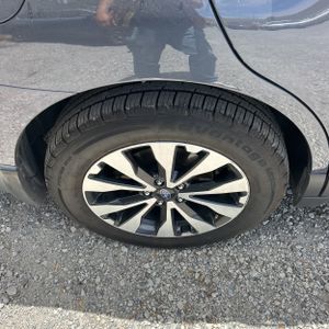 2017 Subaru OUTBACK 3.6R LIMITED — миниатюра 18