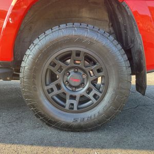 صورة مصغرة 18 لـ 2023 Toyota 4RUNNER TRD PRO