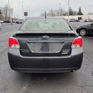 SUBARU IMPREZA 2.0I - 7