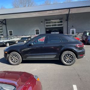 PORSCHE MACAN BASE - 3