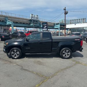 CHEVROLET COLORADO WORK TRUCK - 3