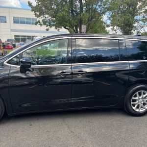 CHRYSLER PACIFICA SELECT - 4