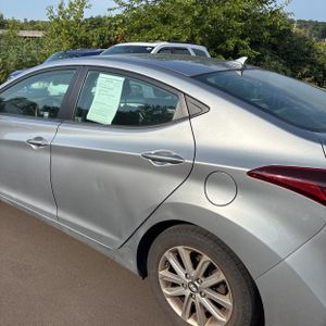 2015 Hyundai ELANTRA SE — фото 6