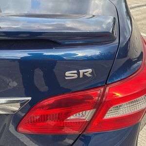 2019 Nissan SENTRA SR thumbnail 23
