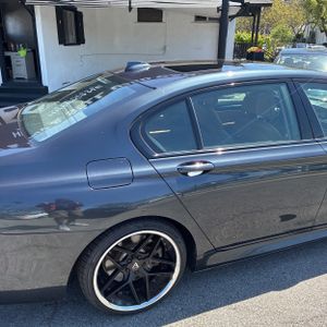 BMW 7 SERIES XDRIVE - 9