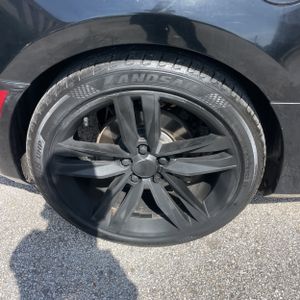 2017 Chevrolet CAMARO LT thumbnail 19