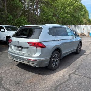 Volkswagen Tiguan SEL - 7