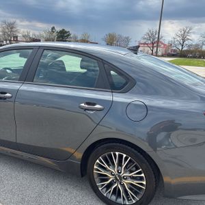 KIA FORTE GT-LINE - 6