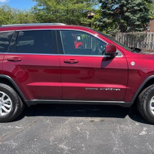 2021 JEEP GRAND CHEROKEE LAREDO E — миниатюра 11