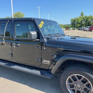 صورة مصغرة 13 لـ 2021 JEEP GLADIATOR OVERLAND