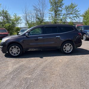 CHEVROLET TRAVERSE LT - 3