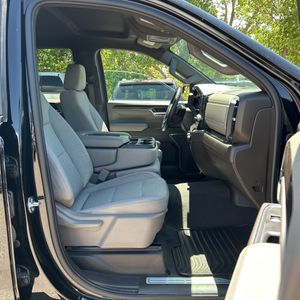 2025 Chevrolet SILVERADO 1500 LT 缩略图 31
