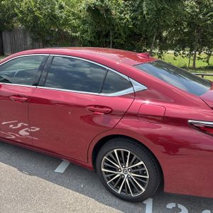 2025 Lexus ES 350 BASE photo 6