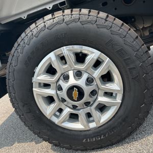 2025 Chevrolet SILVERADO 2500HD LT 缩略图 19