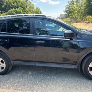 صورة مصغرة 11 لـ 2014 Toyota RAV4 LE