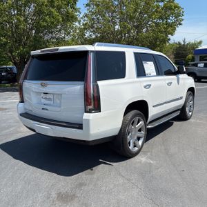 CADILLAC ESCALADE LUXURY - 8