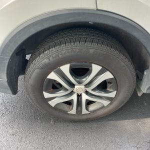 2017 Toyota RAV4 LE 缩略图 19