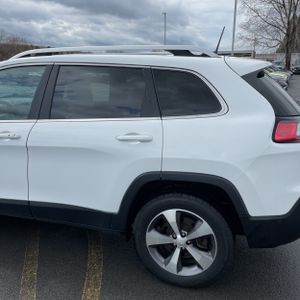 JEEP CHEROKEE LIMITED - 6