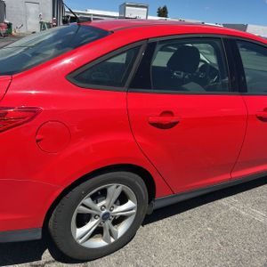 FORD FOCUS SE - 9