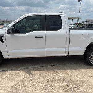FORD F-150 XL - 4