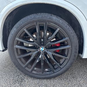 صورة مصغرة 19 لـ 2024 BMW X5 SDRIVE40I