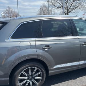 AUDI Q7 3.0T PREMIUM - 9
