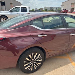 صورة 9 لـ 2025 Nissan ALTIMA SV